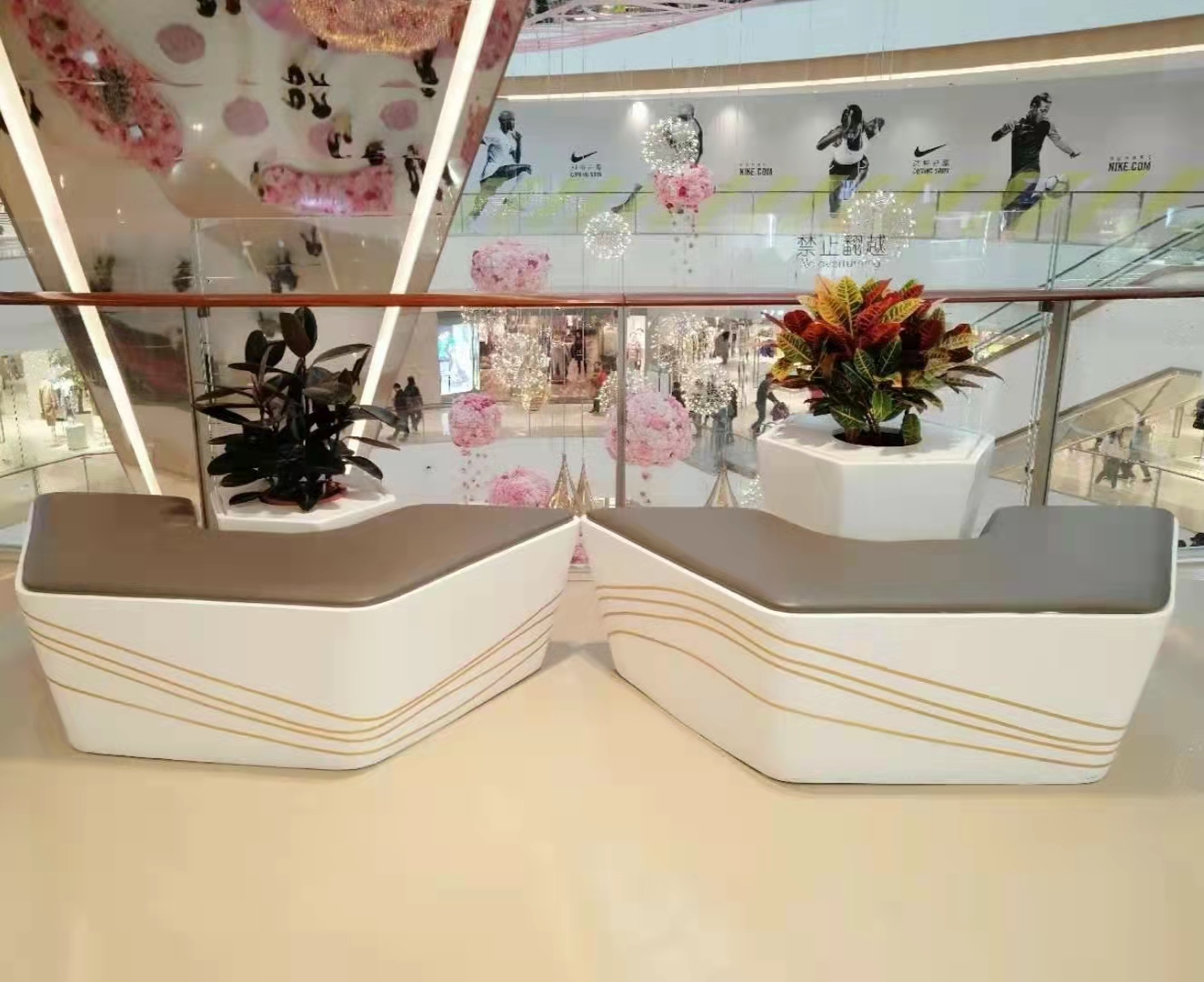 洛阳长申国际公共花缸座椅案例